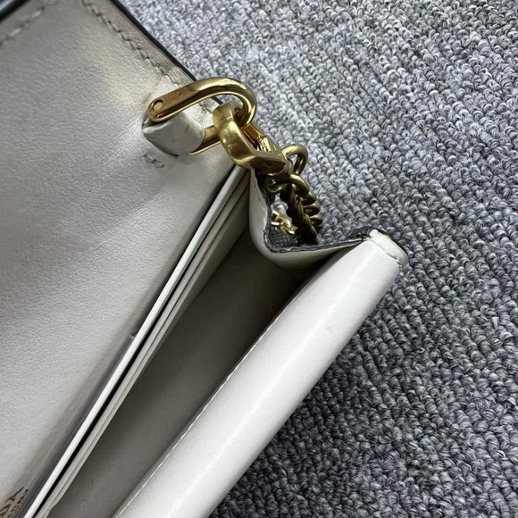 100% Authentic Prada Envelope Wallet on Chain Saffiano Leather - Picture 11 of 15